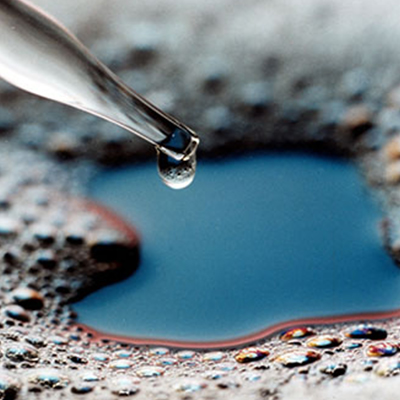 دیفومرها با هدف شکستن کف قابل مشاهده در سطح تشکیل شدند.